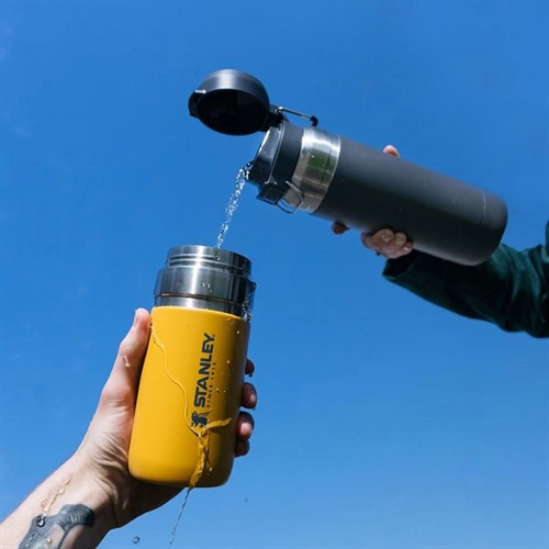 فلاسک استنلی مدل GO QUICK FLIP 24OZ گنجایش 0.700 لیتر